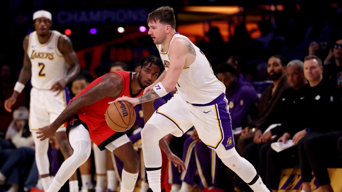 25 очков Дончича не помогли «Лейкерс» избежать поражения от «Рокетс»