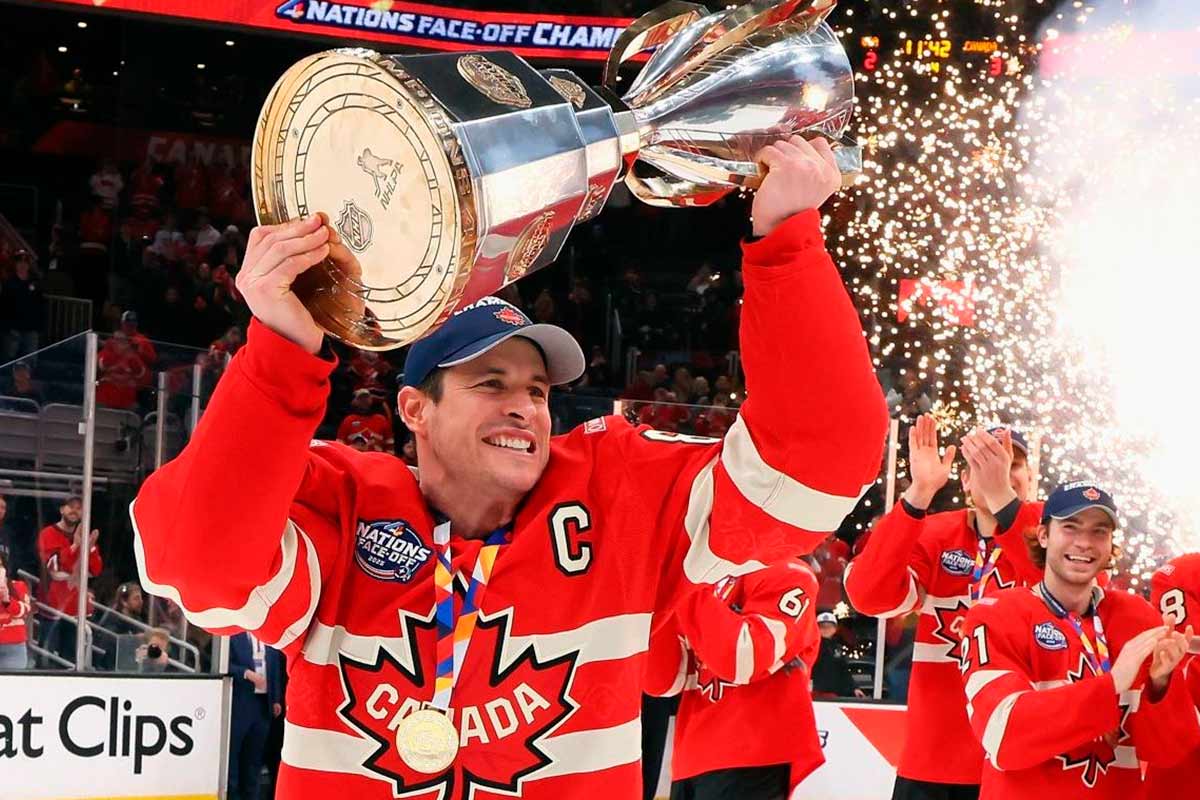 Сборная Канады