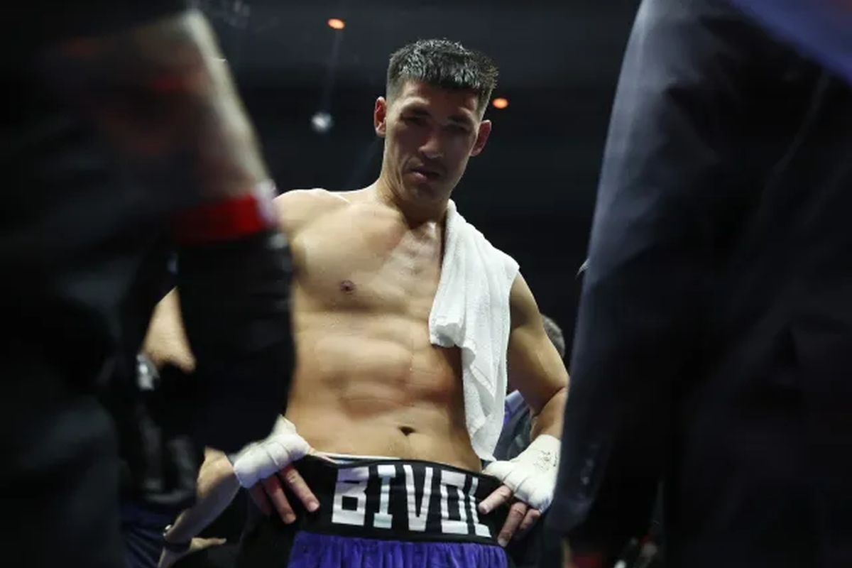 Дмитрий Бивол