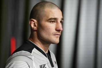 Стрикленд познакомился с легендарным бойцом UFC