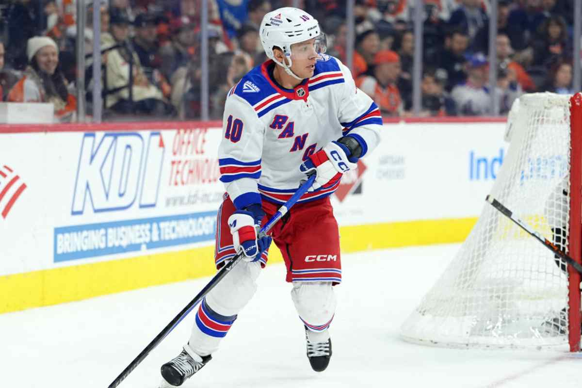 «Айлендерс» обыграли «Рейнджерс» в нью-йоркском дерби, Панарин пропустил игру и может покинуть клуб