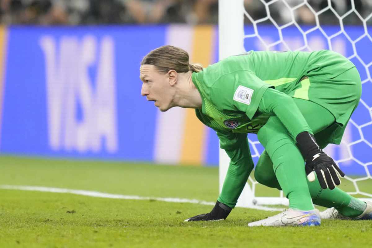 Сафонов прокомментировал отраженный пенальти в матче со «Страсбуром»