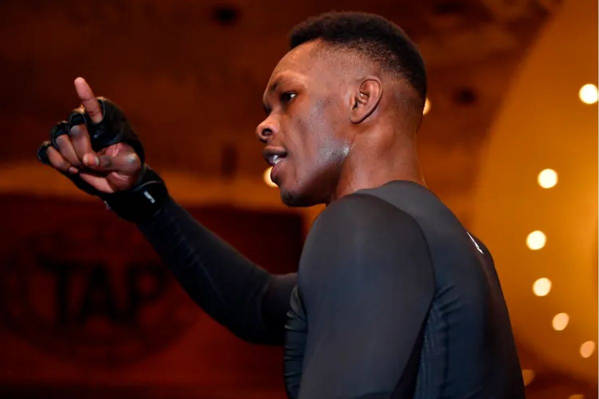 Исраэль Адесанья