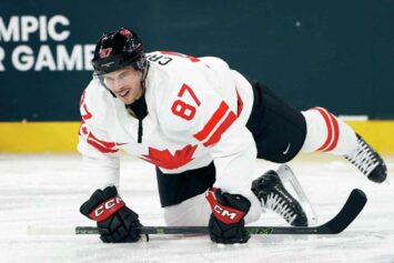 Сидни Кросби оценил дебют и игру Маклина Селебрини на Олимпиаде-2026