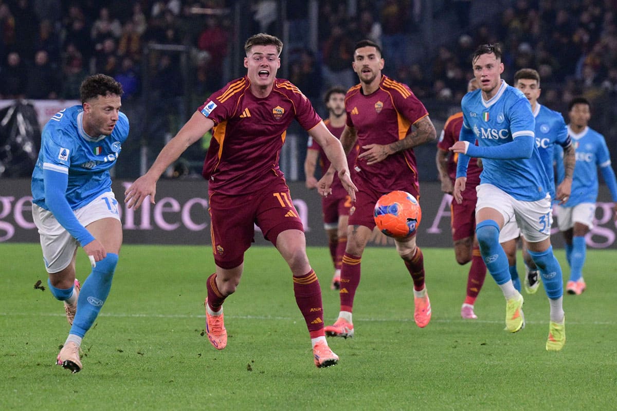 Суперкомпьютер Opta назвал фаворита в матче «Наполи» — «Рома» в 25-м туре Серии А