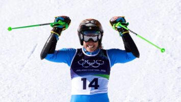Бриньоне выиграла гигантский слалом на Олимпиаде-2026 и стала двукратной чемпионкой Игр