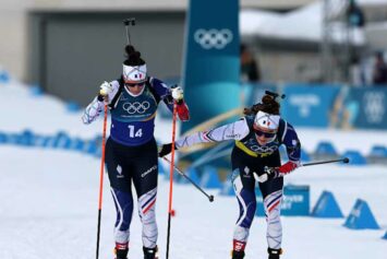 Французские биатлонистки завоевали золото в эстафете на Олимпиаде-2026