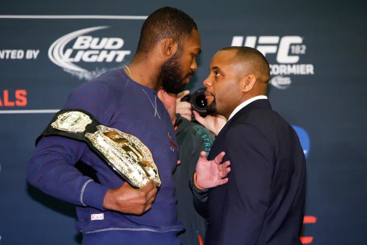 Джонс и Кормье