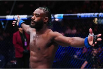 Стерлинг сразится с экс-чемпионом UFC в другой лиге
