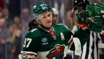 Капризов, Тарасенко и Юров принесли «Миннесоте» разгромную победу над «Ютой»