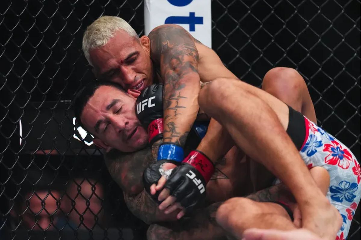 Оливейра и Холлоуэй