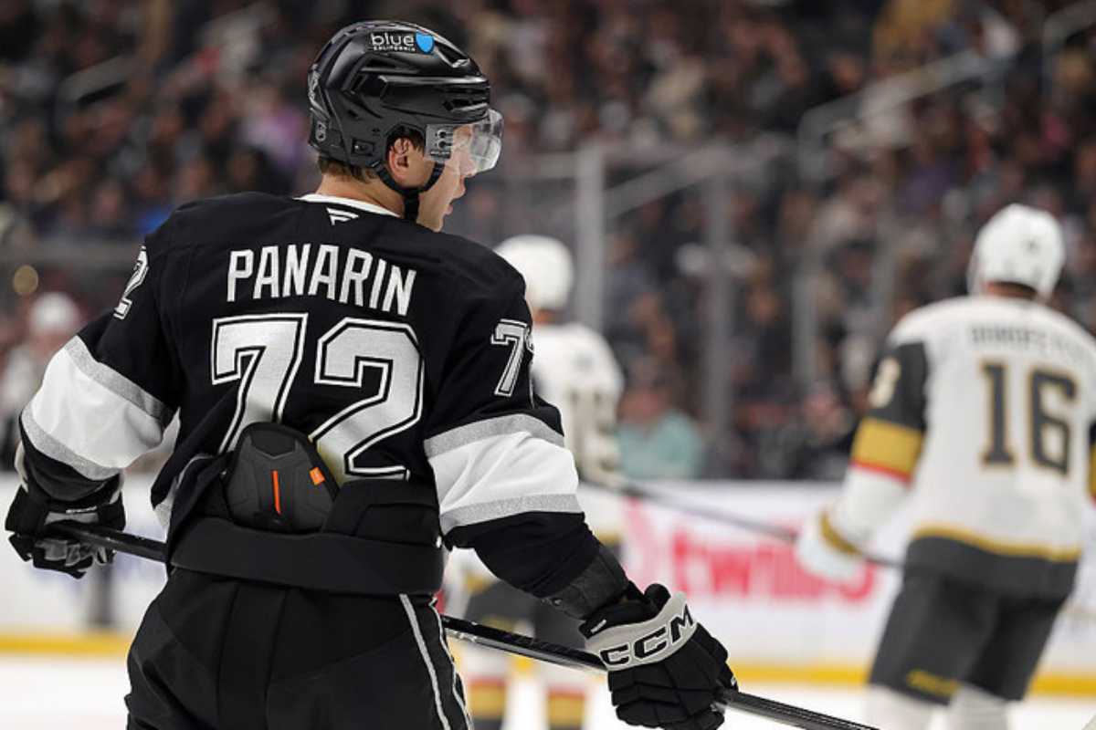 Нападающий «Кингс» Панарин поделился ожиданиями от матча с «Рейнджерс»
