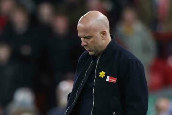 TEAMtalk: Слот может быть уволен из «Ливерпуля» в случае вылета от «Галатасарая»