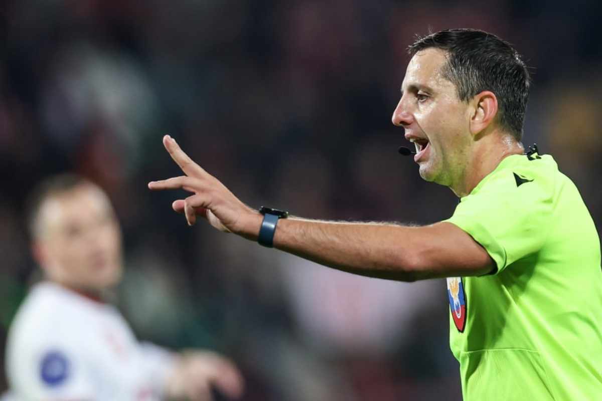 Экс-арбитр Николаев раскритиковал пенальти в ворота «Динамо» Мх в матче с «Зенитом»