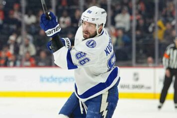 Кучеров повторил достижение Лемье, набрав 75 очков за 33 матча