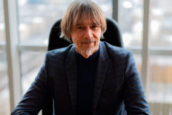 «Стоит посмотреть в интернете количество гольфистов во всем мире — не наберется столько богатых людей» — интервью с исполнительным директором Федерации гольфа в городе Москве Сергеем Шульгиным