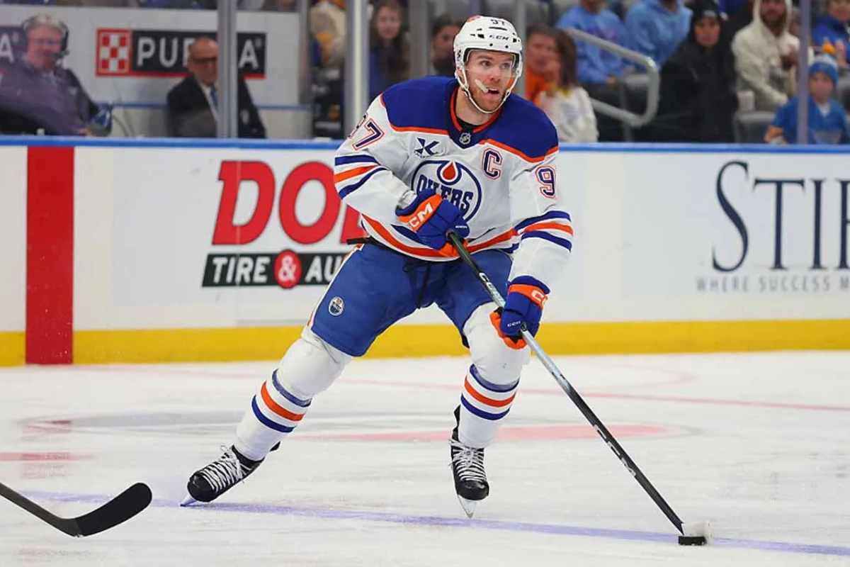 «Эдмонтон» обыграл «Юту» в важном матче НХЛ, Макдэвид оформил дубль