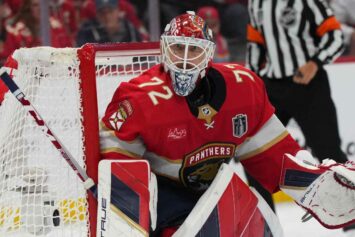 Бобровский поднялся на седьмое место в истории НХЛ по числу побед