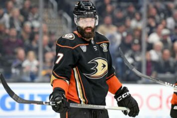 Гудас извинился перед Мэттьюсом после травмировавшего силового приема