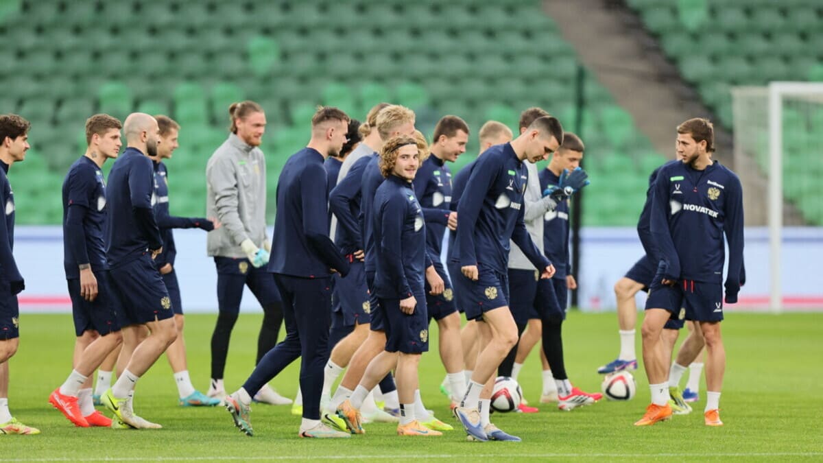 Россия футбол