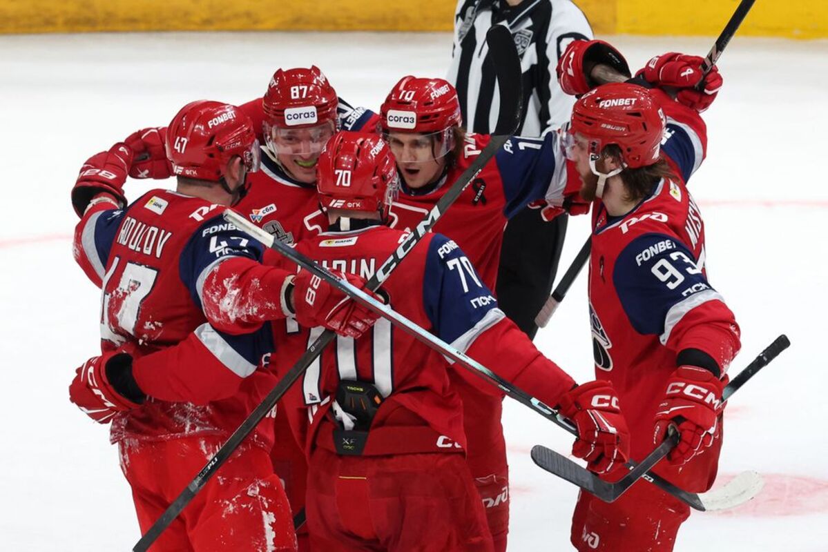 «Локомотив» в овертайме обыграл «Спартак» и вышел вперед в серии Кубка Гагарина — 2:1