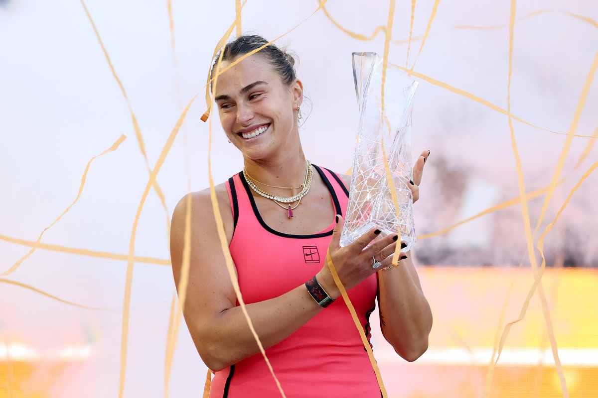 Соболенко первой в истории оформила уникальный «Солнечный дубль»