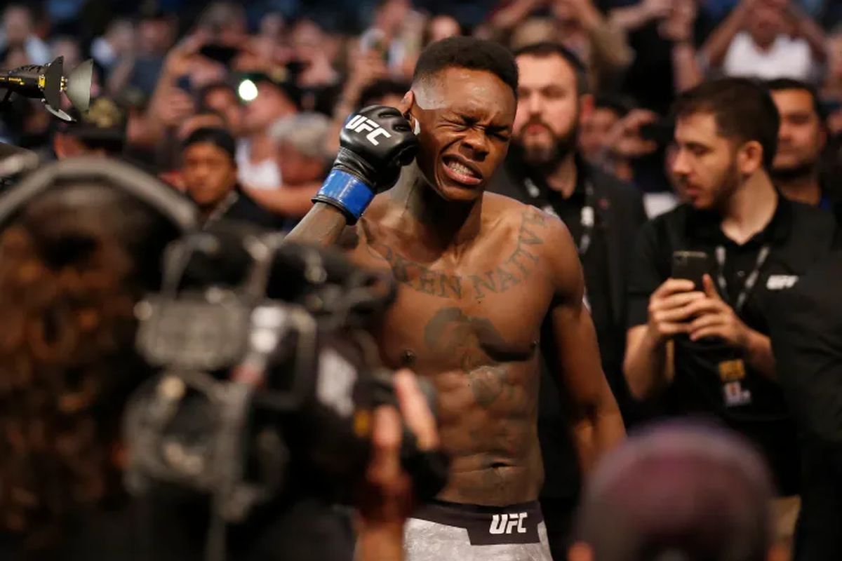 Исраэль Адесанья