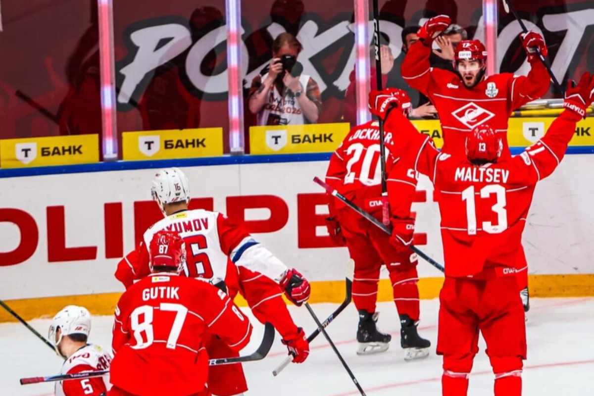 Каменский заявил, что верит в выход «Спартака» в следующий раунд плей-офф КХЛ