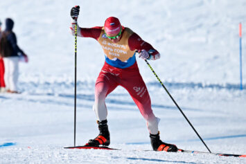 Большунов закрыл вопрос о лыжнике №1 в России. В финале КР Коростелев был разгромлен по всем статьям