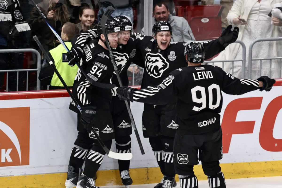 Главный тренер «Трактора» Корешков обозначил главную задачу после вылета команды из плей-офф КХЛ