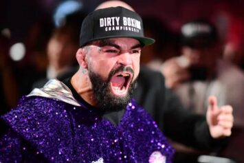 Перри обратился к главе BKFC перед боем с Диасом