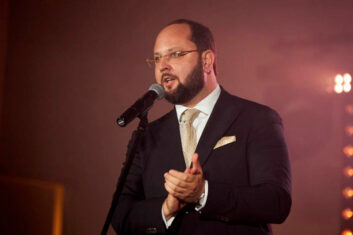 Максим Кретов