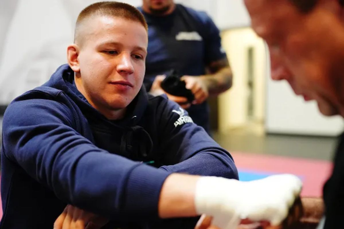 Марк Вологдин