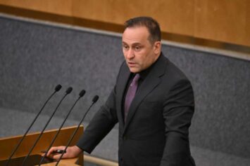 В Госдуме прокомментировали возможное снятие бана с российских команд