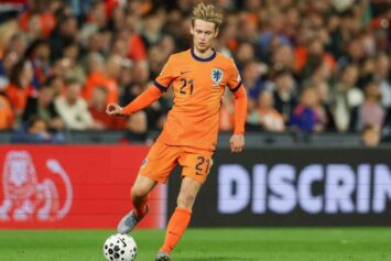 «Барселона» обвинила штаб Нидерландов в ситуации с травмой де Йонга