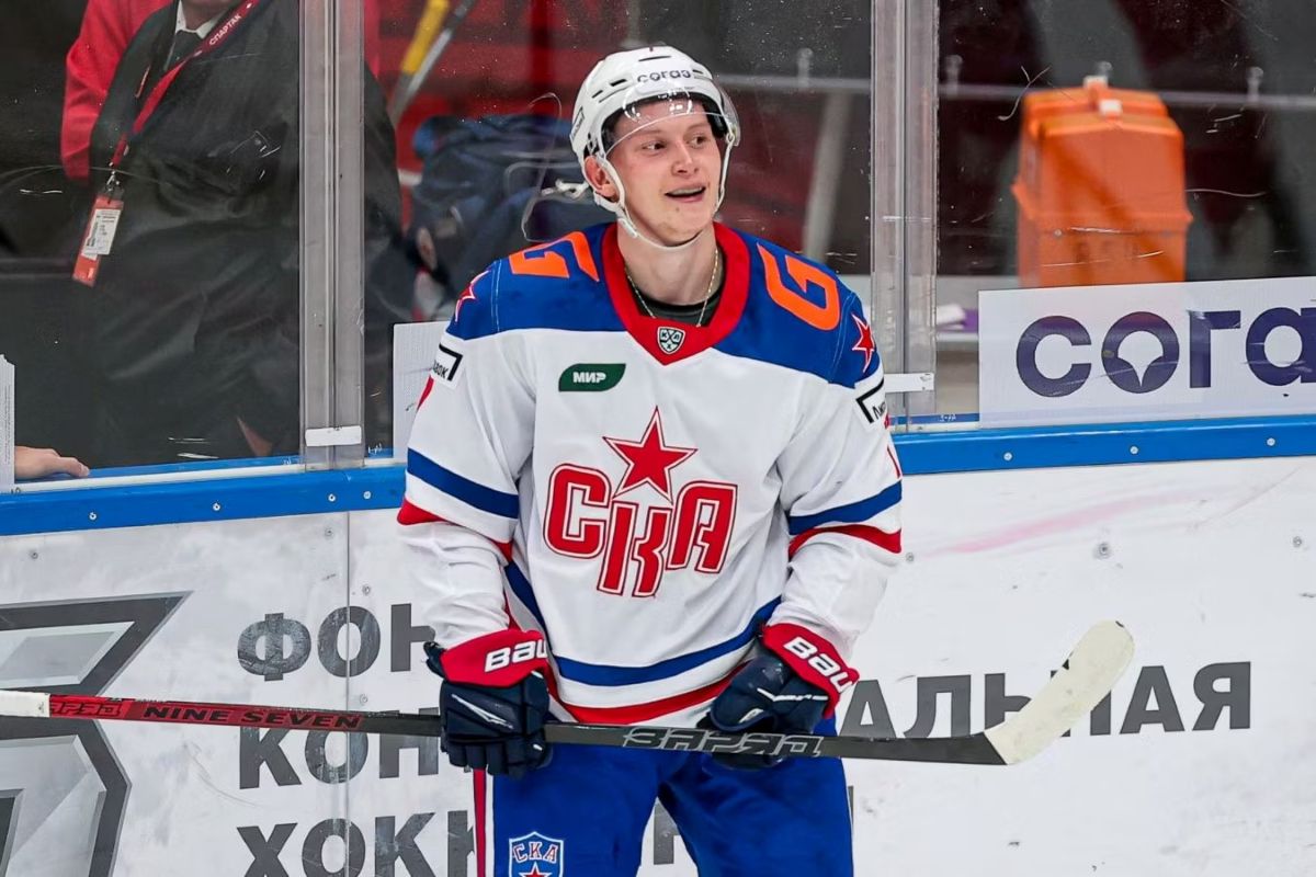 Официально: Василий Глотов стал игроком питерского СКА
