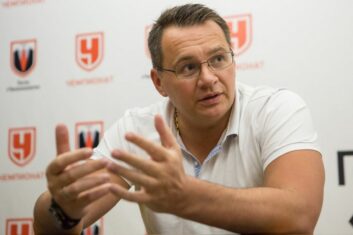 Назаров