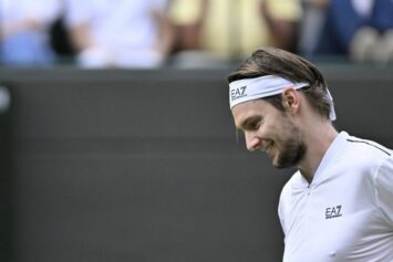 Бублик обыграл Вольфа в первом круге US Open
