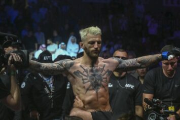 Хукер — о предстоящем сопернике: «Я понятия не имел, кто он»