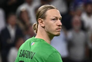 Дасаев похвалил игру Сафонова в ПСЖ, но с оговоркой