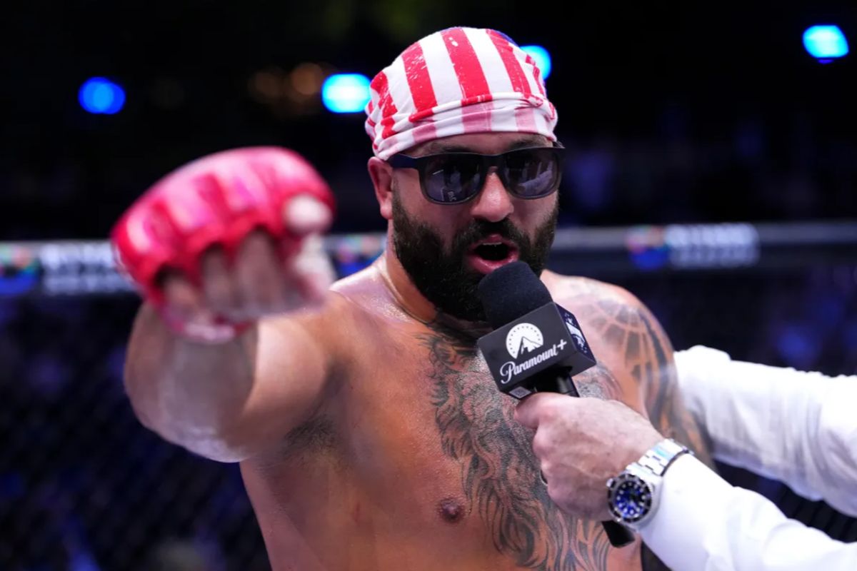Джош Хокит