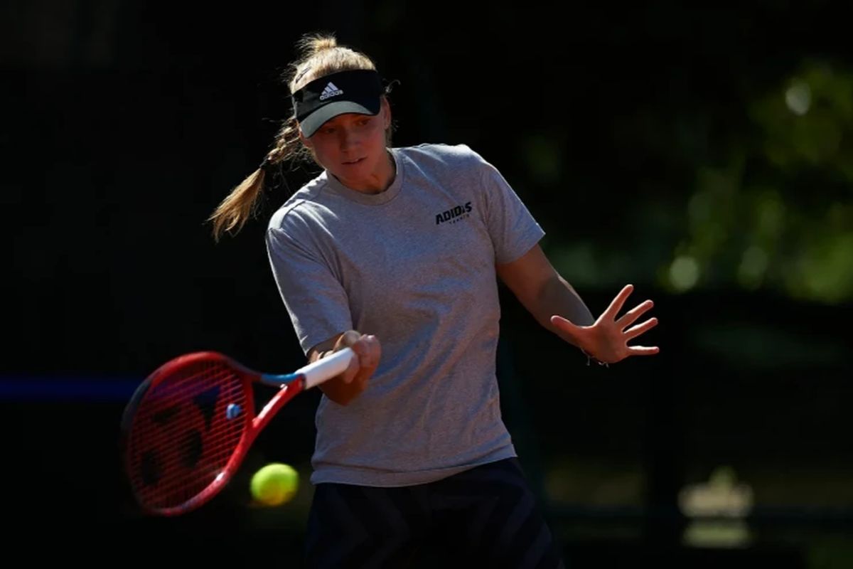 Елена Рыбакина