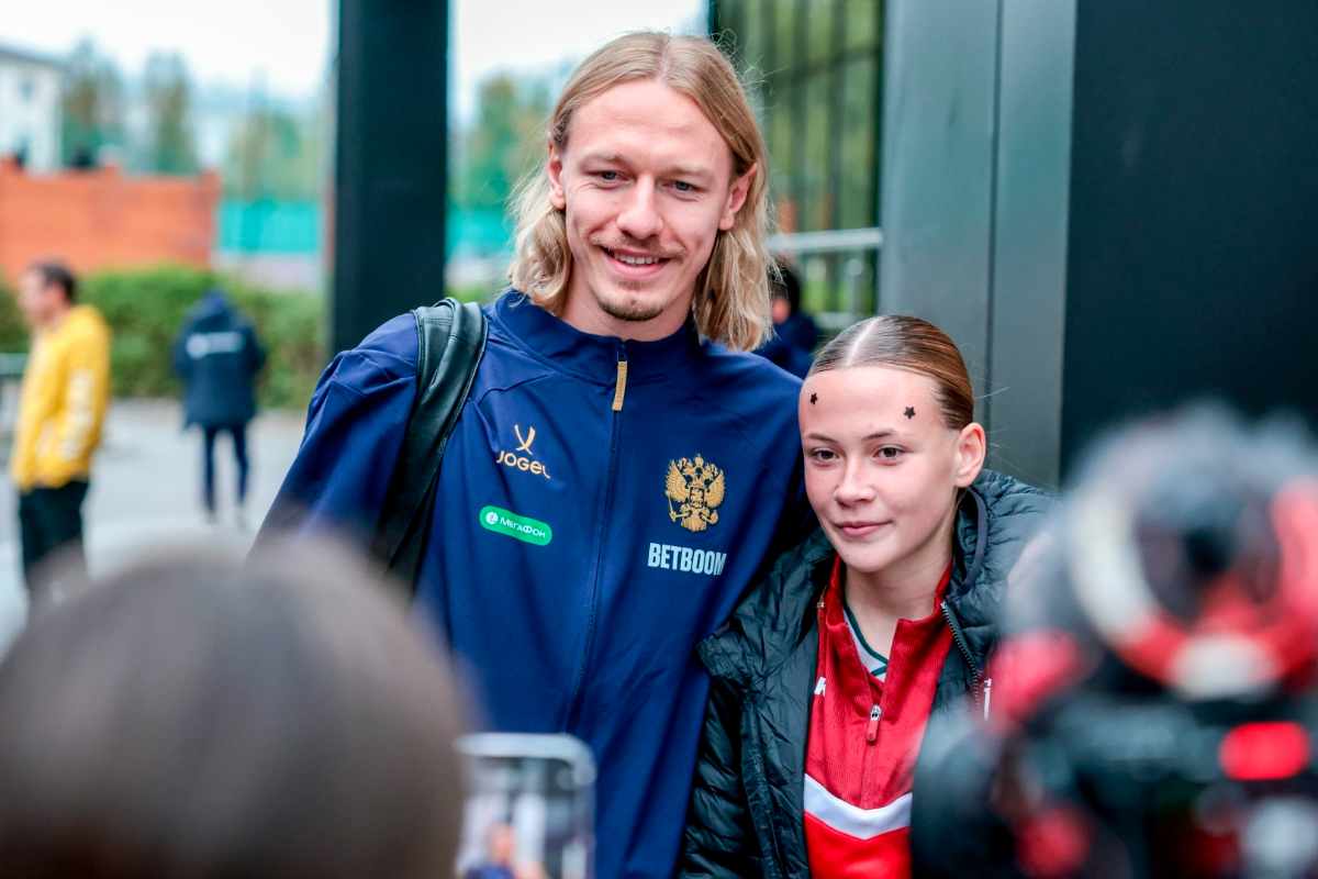 Сафонов