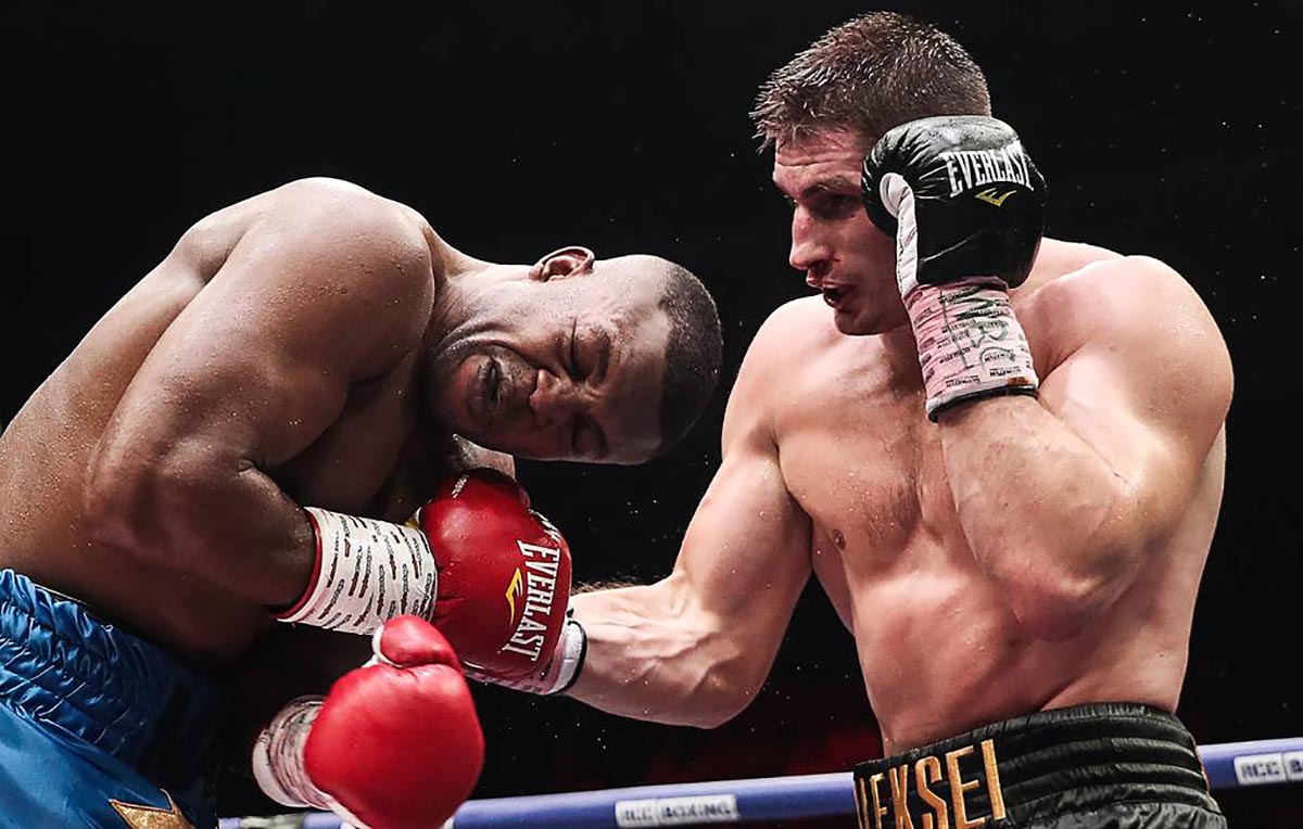 Топ-5 боев Алексея Папина