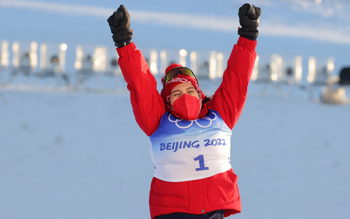 Лыжница Непряева