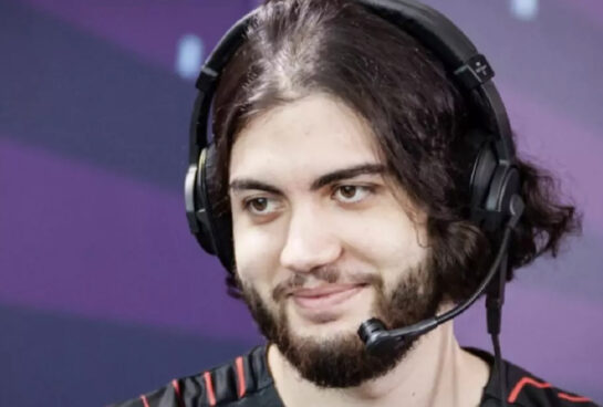 Российский киберспортсмен Jame попал в топ-10 игроков 2021 года