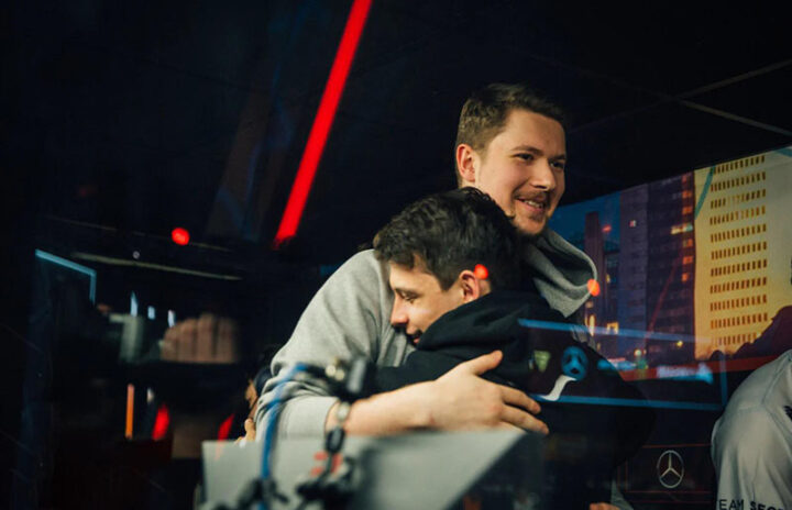 Puppey и Nisha