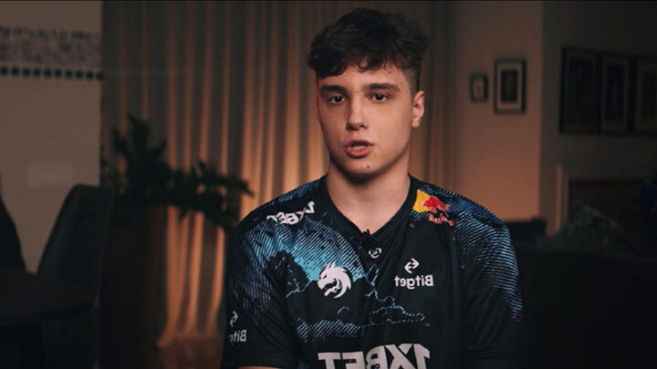 Денис Сигитов