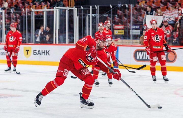 Автомобилист