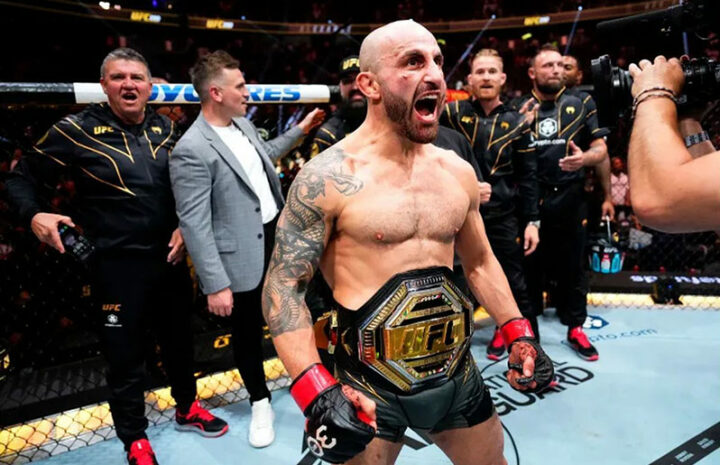 Александр Волкановски